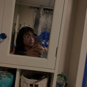 Meet your Posher, Bella